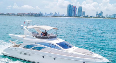 Motor yacht 50' Azimut - rent from $2440